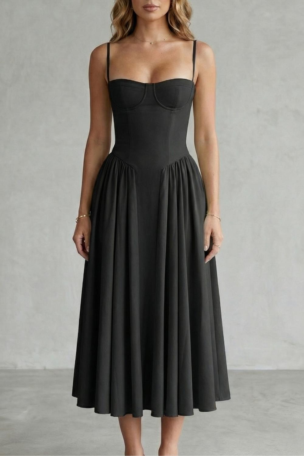 Sleeveless Structured Dress for Women – Timeless Design, Elegant Fit