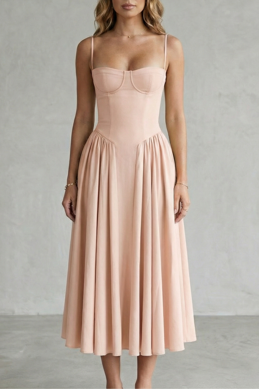Sleeveless Structured Dress for Women – Timeless Design, Elegant Fit