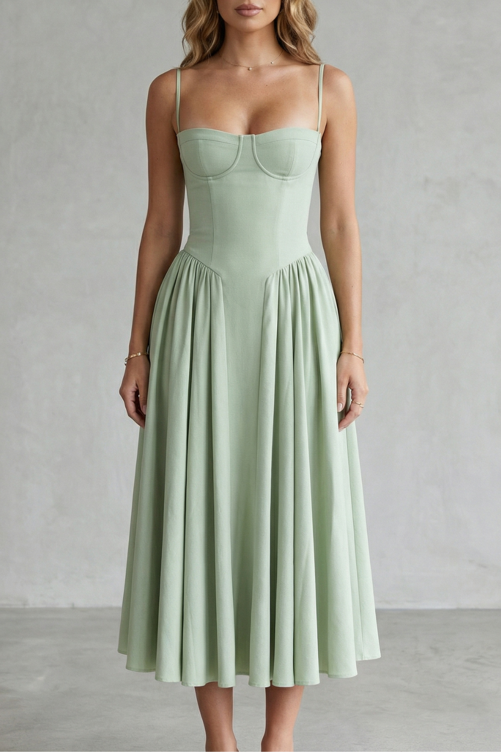 Sleeveless Structured Dress for Women – Timeless Design, Elegant Fit