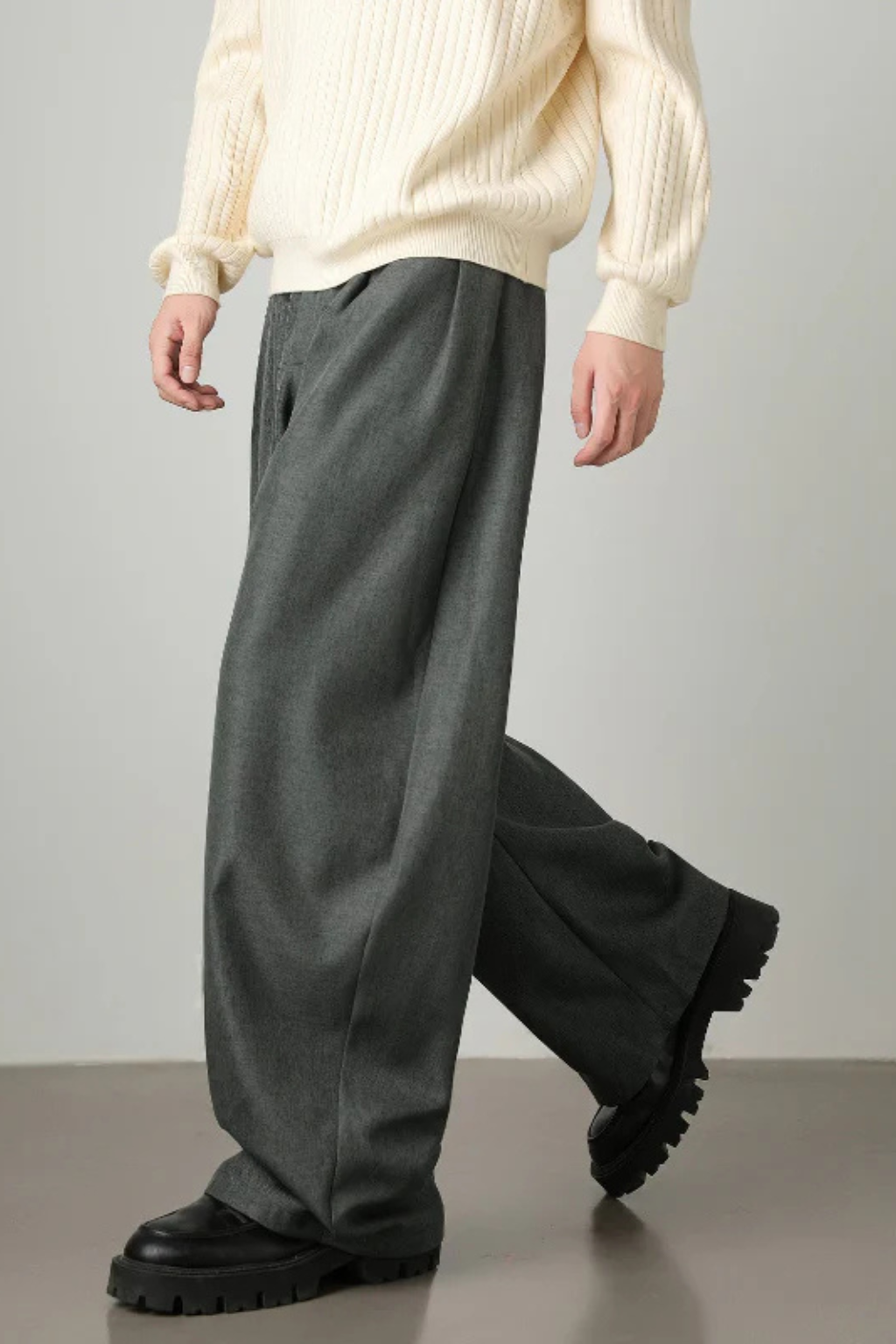 High Waist Pleated Wide Leg Trousers with Adjustable Belt for Men - Stylish and Comfortable Casual Wear
