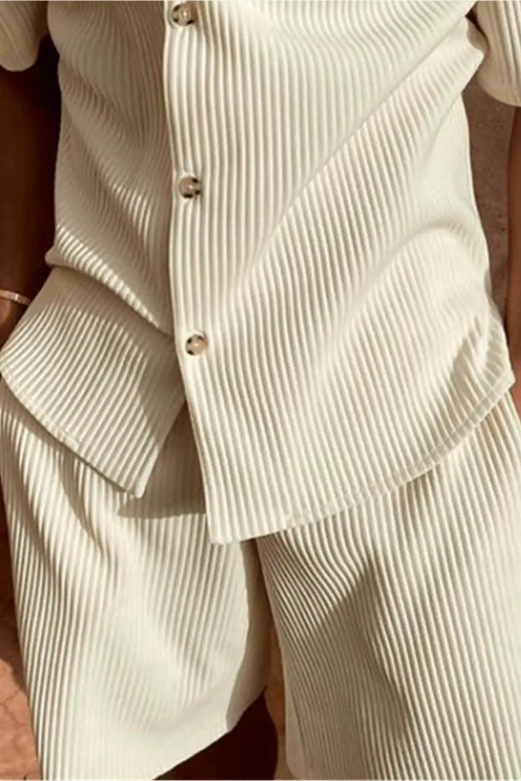 Men's Short Sleeve Textured Summer Shirt and Shorts Set - Casual Outfit for Warm Weather Wear