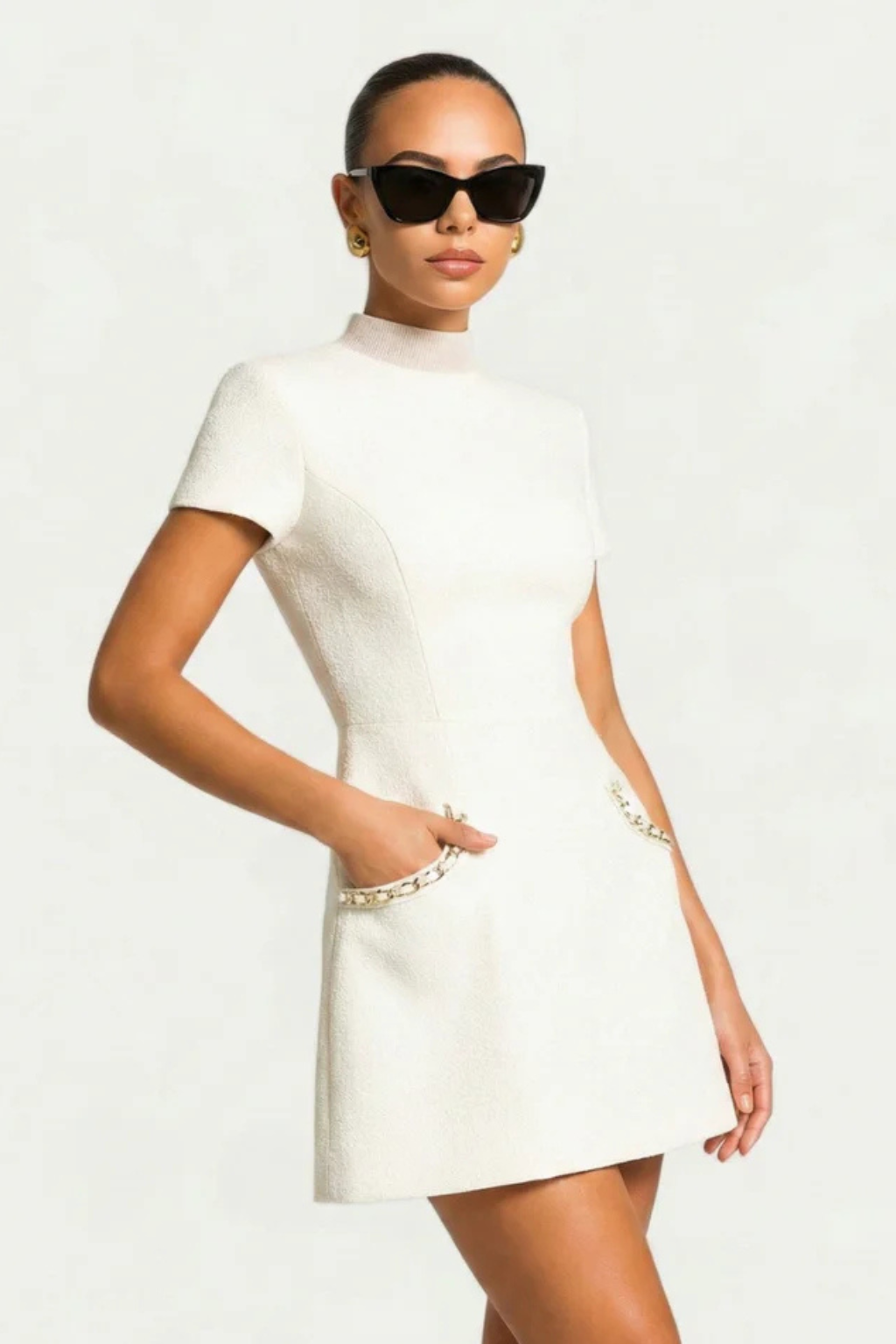 Pearl Trim Mini Dress with Pocket Detail for Women - Elegant Casual Wear for Parties and Outings