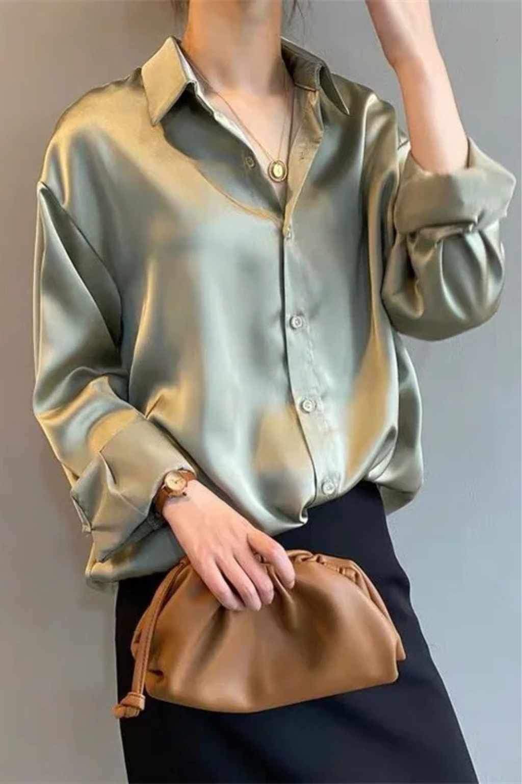 Relaxed Fit Long Sleeve Button Down Blouse for Women - Lightweight Cotton, Casual Wear, Versatile Style