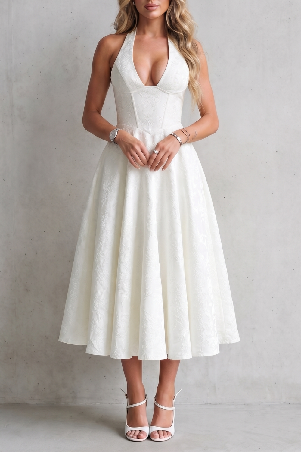 Floral Midi Dress with Halter Neckline – Elegant Summer Outfit