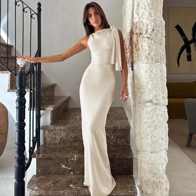 Sleeveless Maxi Dress for Women | Formal Wedding Guest Attire | Elegant Evening Wear in Lightweight Fabric