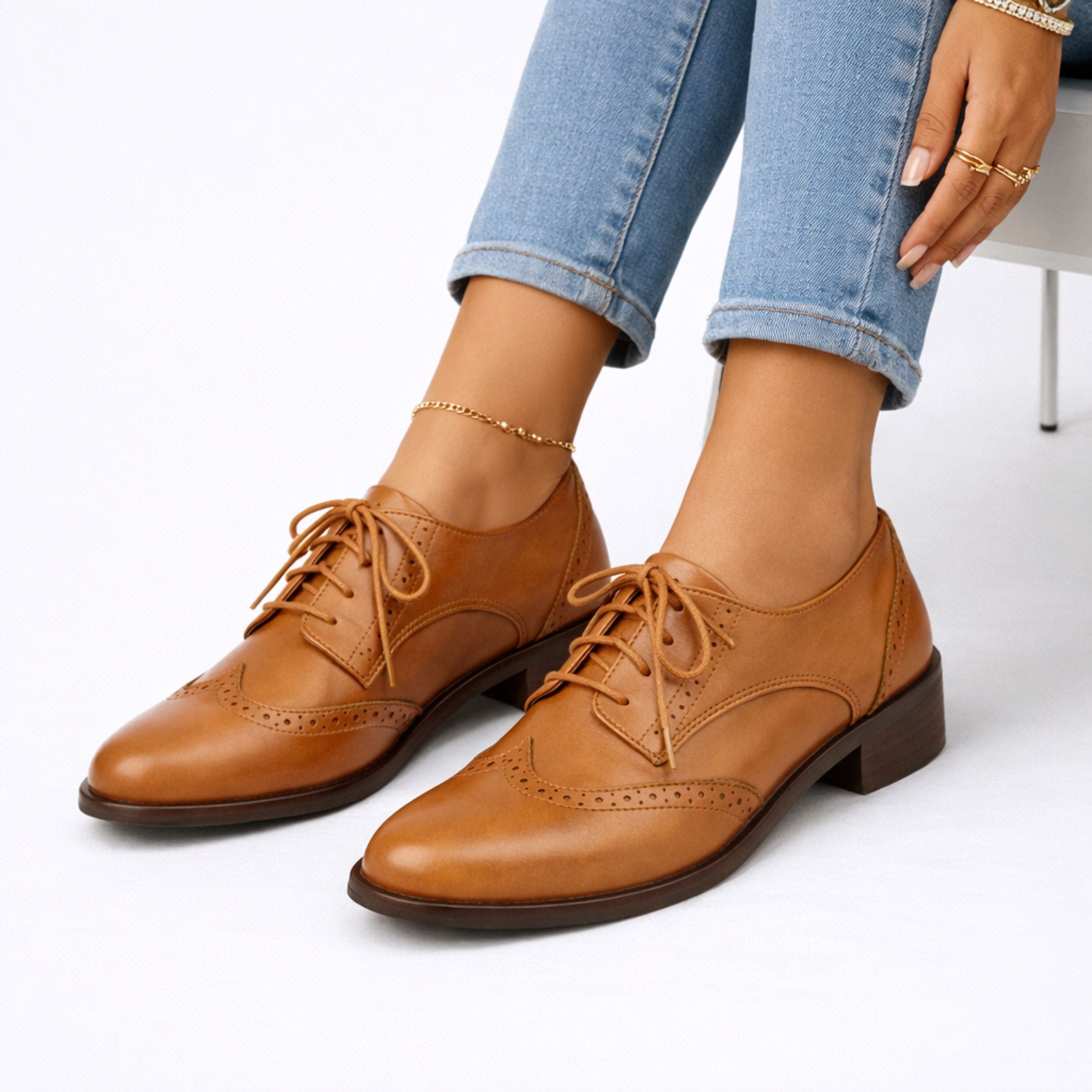 Women's Carved Lace-Up Oxford Shoes | British Design | Leather Material